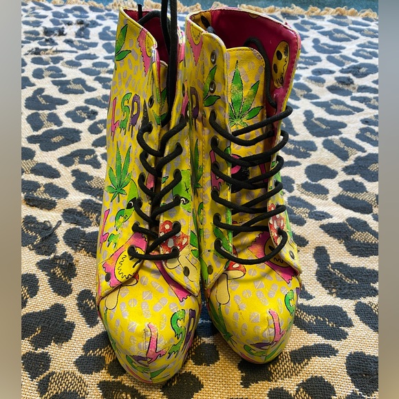 Rare Iron Fist Get F LSD Booties - Picture 7 of 7
